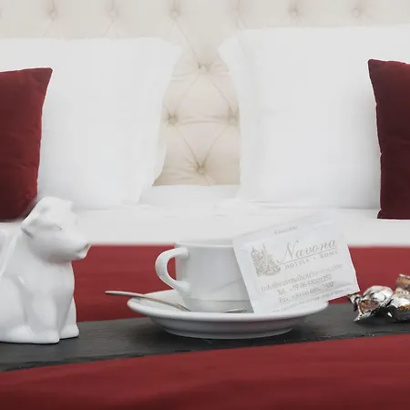 Otel Navona 3*