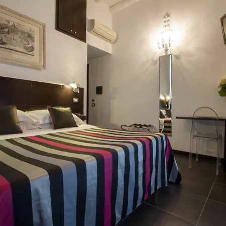Navona Otel 3*