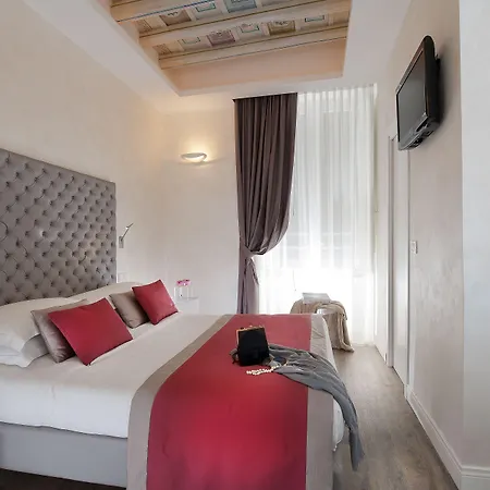 Navona 3*