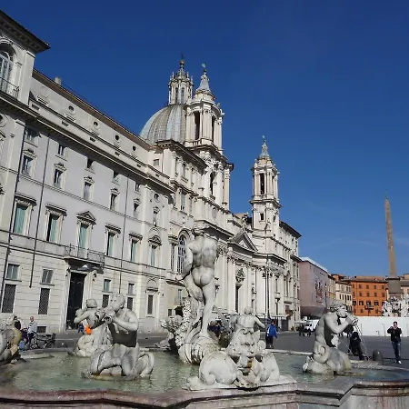Navona