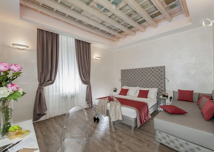 Navona Hotel 3*