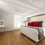 Navona Szálloda 3*