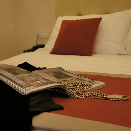 Navona 3* Rome